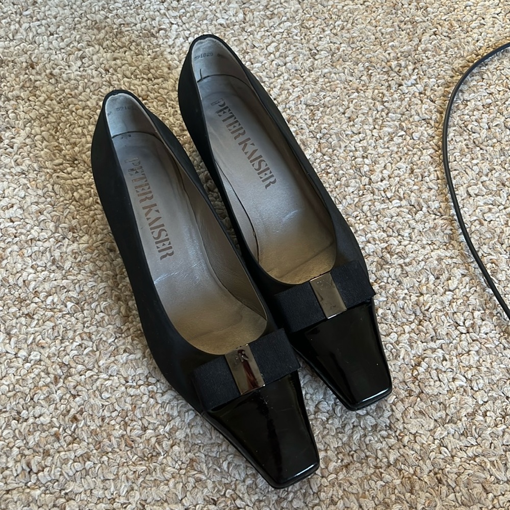 Vintage Peter Kaiser Kitten Heels